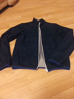 Куртка осенняя на мальчика 150-160 рост. Декатлон