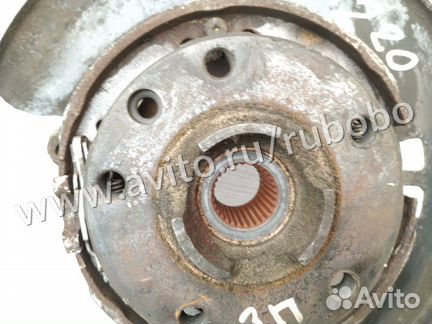 Кулак задний правый 7L0505436B Porsche Cayenne 955