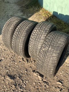 245/50R18 104V Dunlop SP Winter Sport 4D 