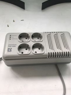 Стабилизатор напряжения Defender AVR Premium 1000