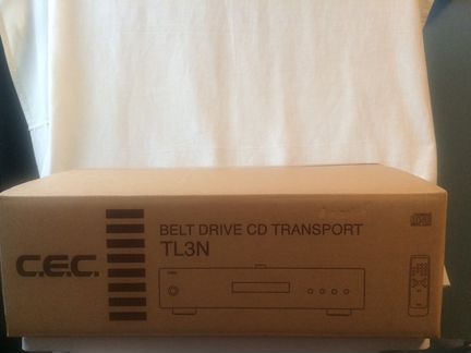 Двух блочный CD-проигрыватель C. Е. C