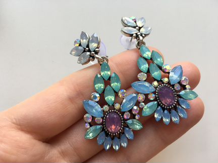 Серьги с кристаллами