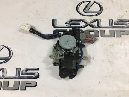 Замок крышки багажника задний Lexus Rx400H MHU38