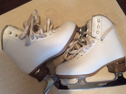 Фигурные детские коньки jackson elle