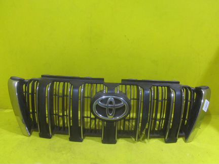 Решетка радиатора Toyota Land Cruiser Prado 150 (1