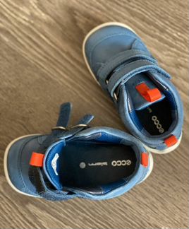 Кроссовки ecco