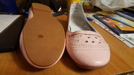 Новые туфли без каблука кожа