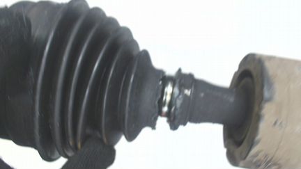 Привод шрус левый передний Volvo XC70, 2004