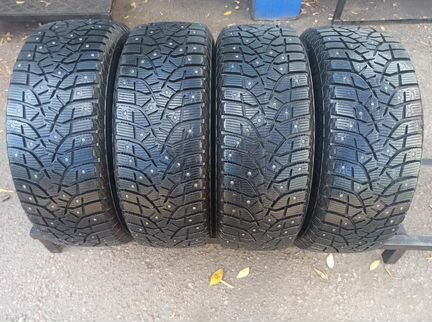 235 60 17 Bridgestone бу Шины Зимние 235 60 R17 10