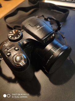 Компактный фотоаппарат