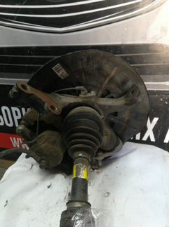 Кулак поворотный передний правый Toyota Camry 50