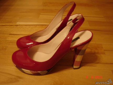 Красные туфельки Pollini Италия Новые