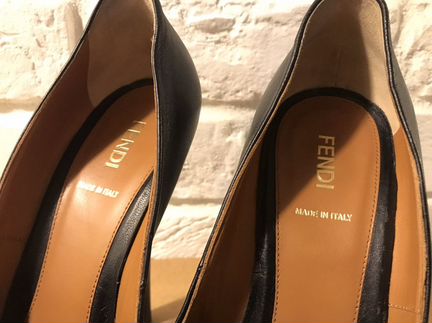 Туфли fendi
