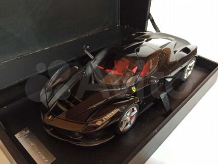 Ferrari LaFerrari Black 1:18 Kyosho