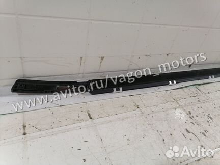 Бархотка двери передняя правая Kia Ceed 2 5D
