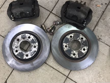 Nissan teana j31 суппорты диски комплект