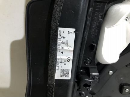 Обшивка двери передняя левая Mazda Cx-5 Cx5 2 2018