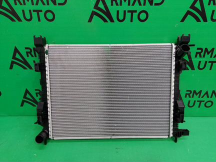 Радиатор охлаждения Renault Kaptur 2016