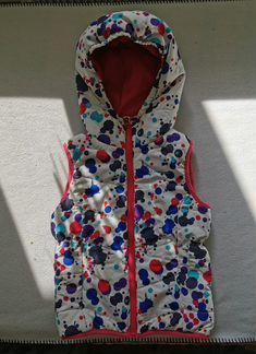 Жилетка для девочки р. 110