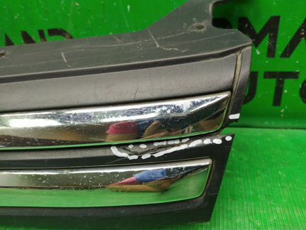 Решетка радиатора Mitsubishi Outlander 3 2012-2014