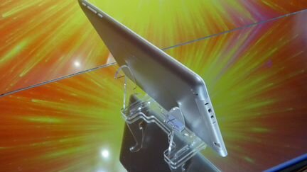 Новый тип подставки для смартфона/планшета