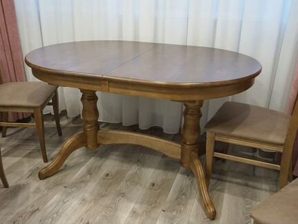 Стол обеденный