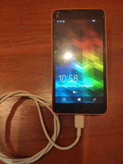 Microsoft (Nokia) Lumia 640