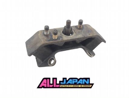 Подушка кпп Subaru Forester SF5 EJ205 2001